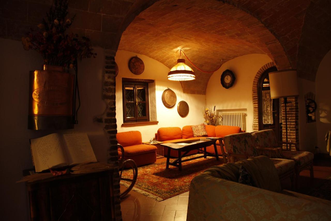 Gasthaus Sassi Bianchi Sensano Exterior foto